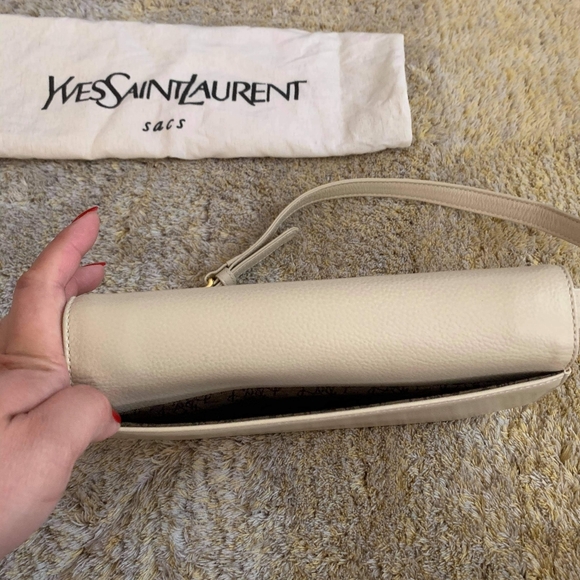 YSL Yves Saint Laurent beautiful vintage bag with gold hardware - Picture 7 of 17